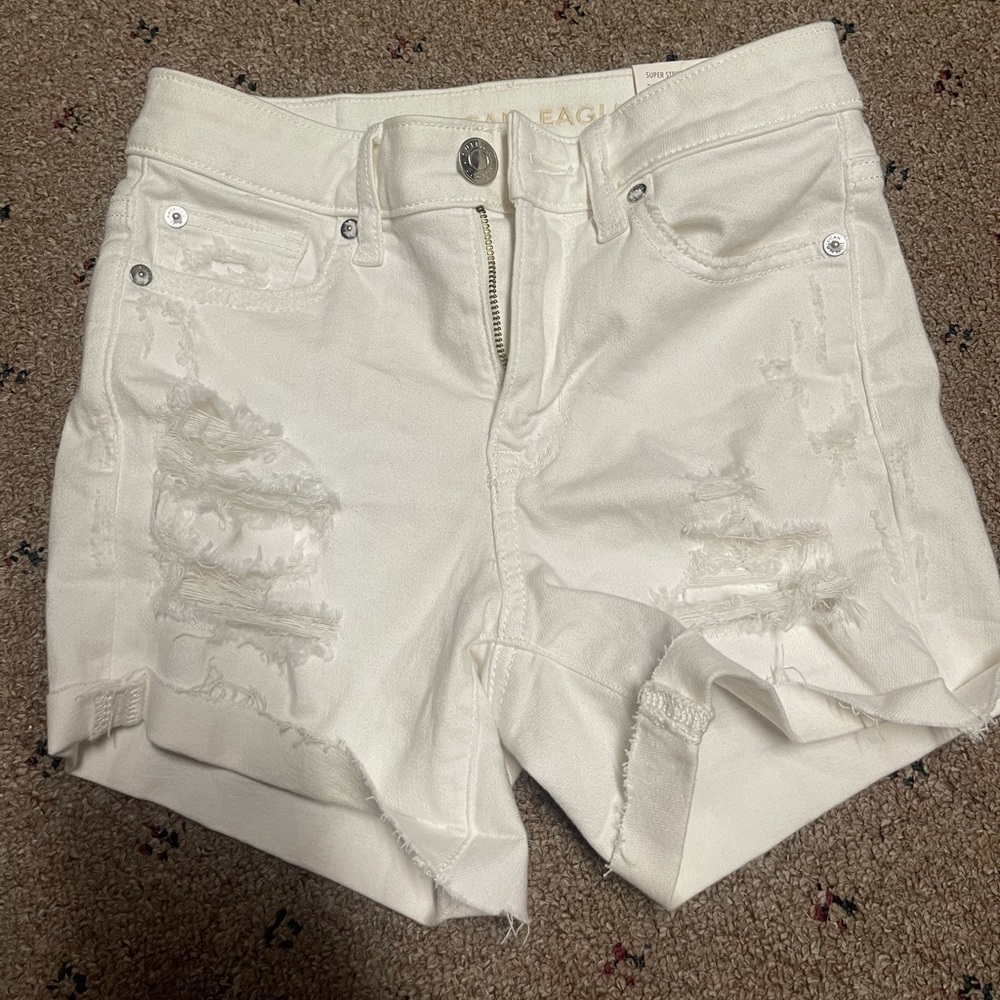 BRAND NEW American eagle white shorts size 0